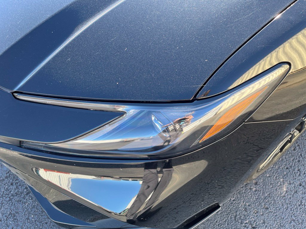 Used 2026 Toyota Camry SE FWD image 13