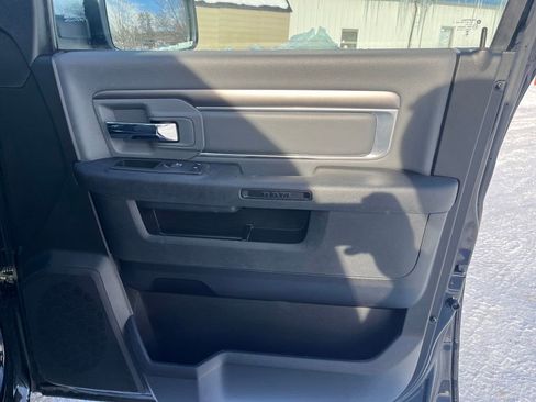 Used 2024 RAM 1500 Classic SLT image 25