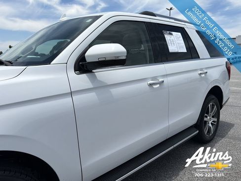 Used 2022 Ford Expedition Limited RWD image 13