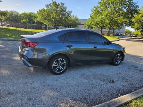 Used 2024 Kia Forte LXS image 5