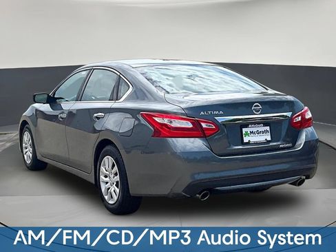 Used 2017 Nissan Altima 2.5 S w/ Power Driver Seat Package FWD image 5