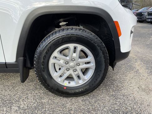 New 2025 Jeep Grand Cherokee Laredo w/ MOPAR Finishing Package image 48
