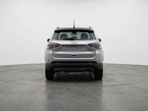 Used 2025 Jeep Compass Limited AWD/4WD image 7