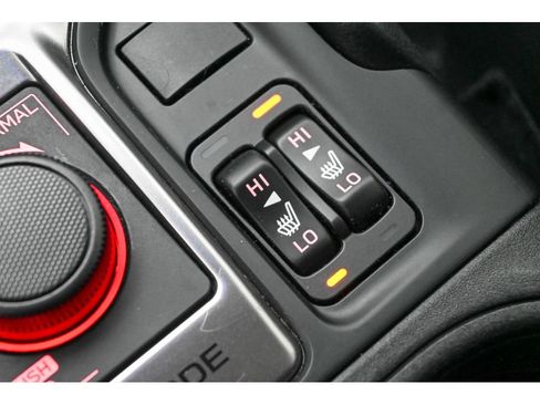 Used 2023 Subaru Forester Premium AWD/4WD image 43