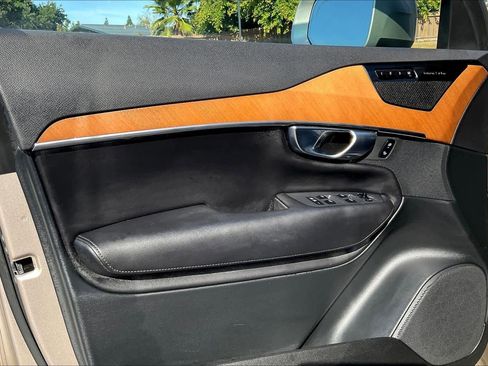 Used 2023 Volvo XC90 T8 Plus w/ Protection Package image 26