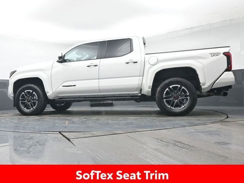 Used 2024 Toyota Tacoma TRD Sport image 31