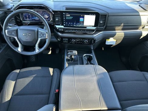 Used 2024 Chevrolet Silverado 1500 LT Trail Boss w/ Protection Package image 9