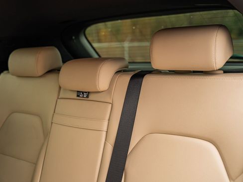 Used 2019 Mercedes-Benz GLA 250 image 19