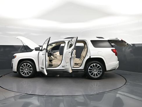 Used 2021 GMC Acadia Denali w/ Denali Technology Package FWD image 46