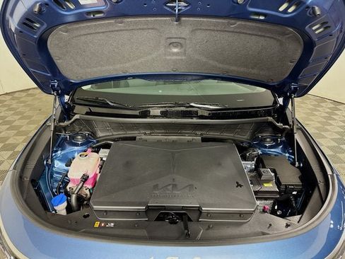 New 2026 Kia Niro Wind w/ Wind Preserve Package FWD image 9