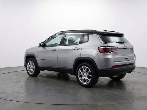 Used 2025 Jeep Compass Limited AWD/4WD image 6