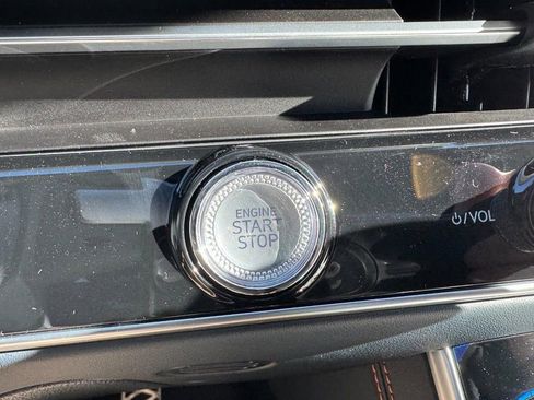 New 2026 Genesis GV70 2.5T Sport Prestige AWD/4WD image 19