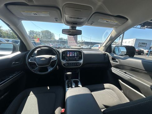Used 2016 Chevrolet Colorado LT AWD/4WD image 28