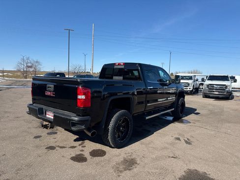 Used 2016 GMC Sierra 2500 Denali w/ Duramax Plus Package image 5