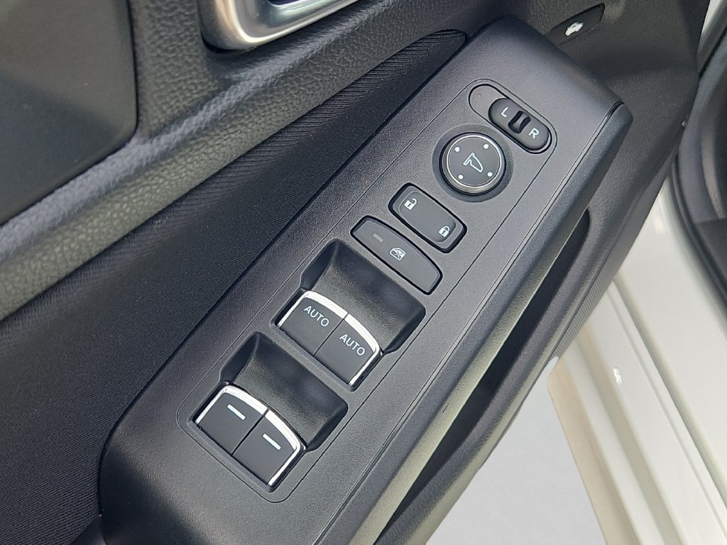 Certified 2025 Honda Civic LX image 21