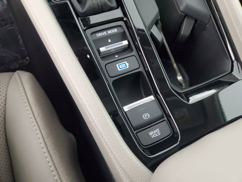 New 2025 Honda Accord EX-L image 19