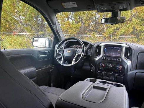 Used 2019 Chevrolet Silverado 1500 LT w/ All-Star Edition image 42