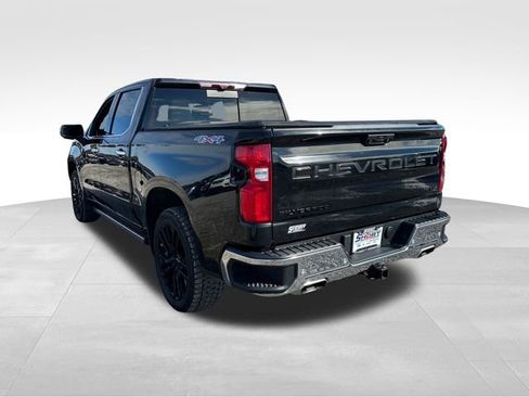 Used 2022 Chevrolet Silverado 1500 LTZ w/ LTZ Premium Package image 3
