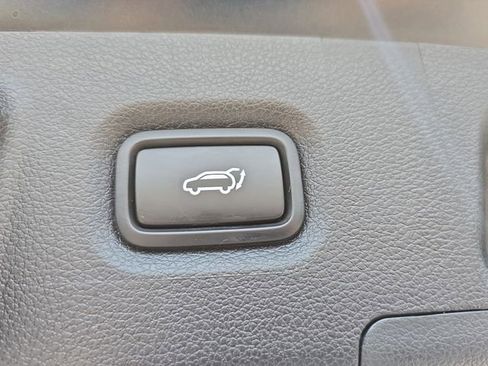 Used 2022 Hyundai Santa Fe Calligraphy AWD/4WD image 14