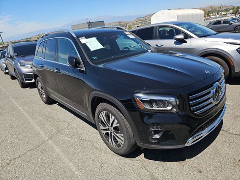Used 2024 Mercedes-Benz GLB 250 image 4