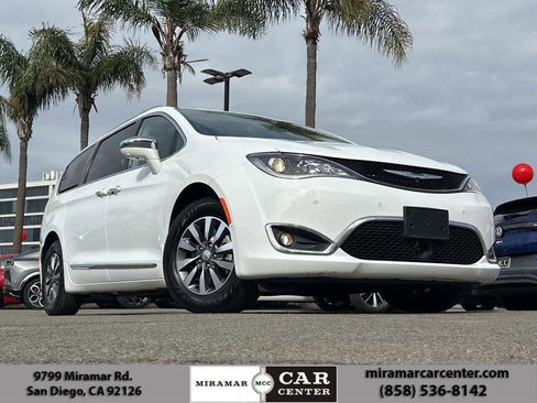 Used 2020 Chrysler Pacifica Limited w/ Advanced Safetytec Group image 1