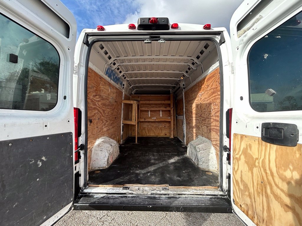 Used 2021 RAM ProMaster 2500 w/ Convenience Group FWD image 28