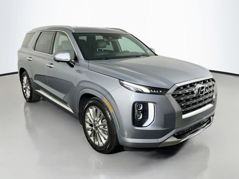 Used 2020 Hyundai Palisade Limited FWD image 3