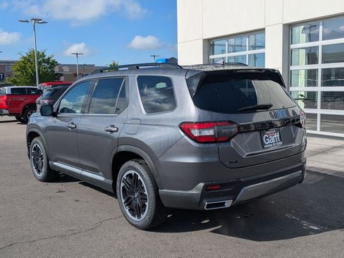 New 2026 Honda Pilot image 7