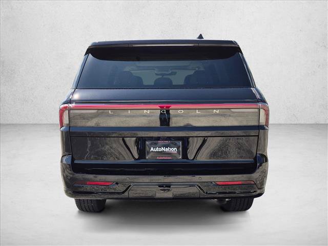 New 2027 Lincoln Navigator Reserve AWD/4WD image 9