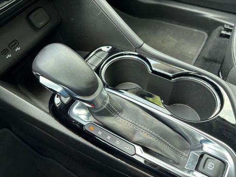 Used 2025 Buick Encore GX Preferred FWD image 36