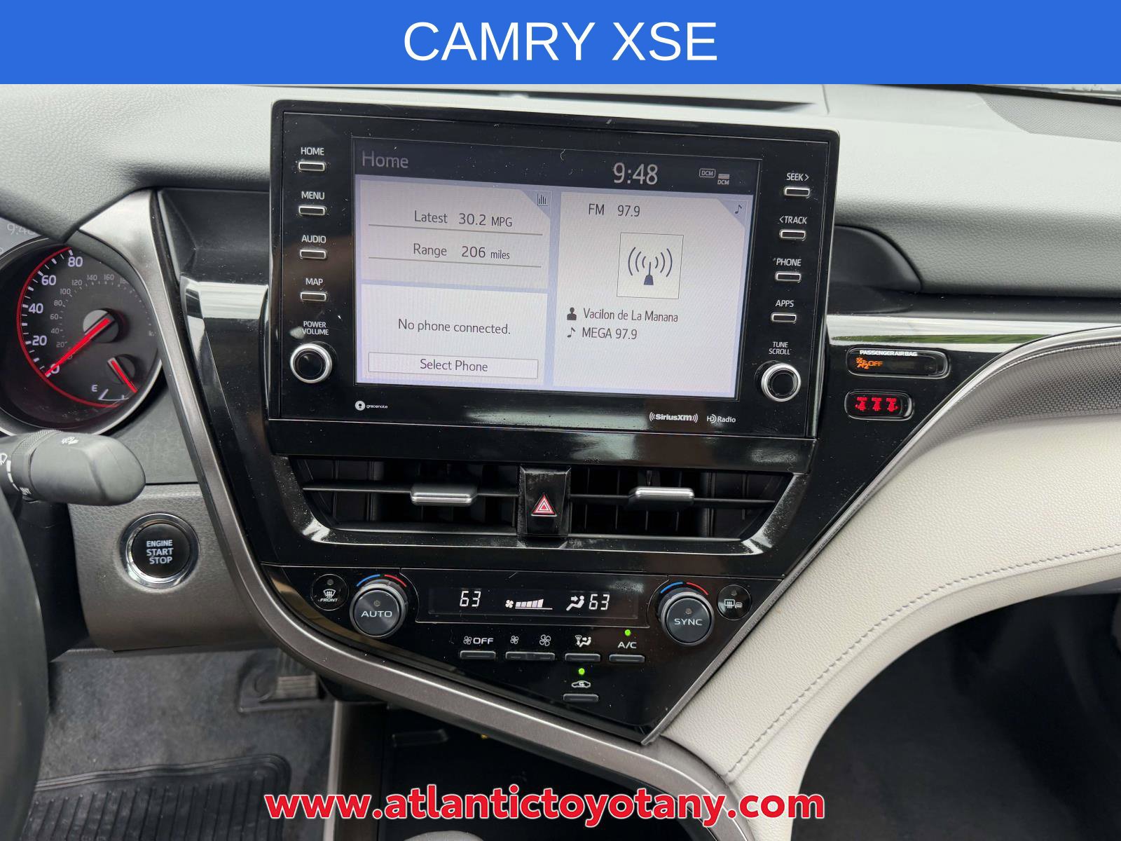 Used 2024 Toyota Camry XSE FWD image 25