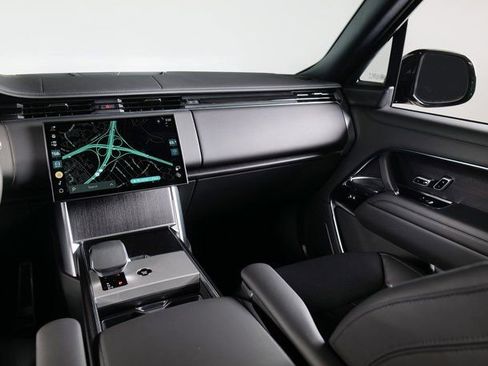 New 2026 Land Rover Range Rover SE AWD/4WD image 16