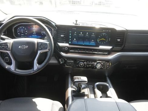 Used 2026 Chevrolet Silverado 1500 RST AWD/4WD image 15