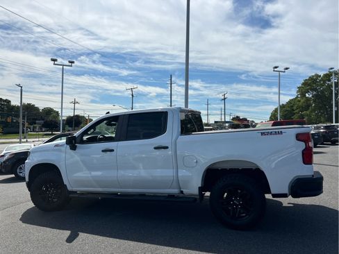 Used 2020 Chevrolet Silverado 1500 Custom Trail Boss w/ Custom Convenience Package AWD/4WD image 7