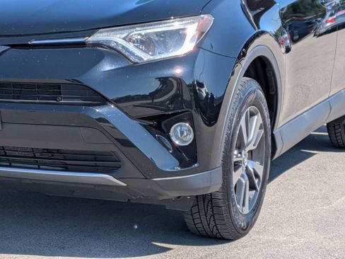 Used 2017 Toyota RAV4 XLE AWD/4WD image 11