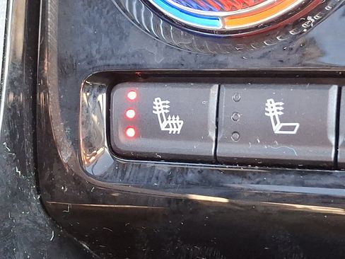 Certified 2021 GMC Yukon Denali w/ LPO, Illumination Package image 29