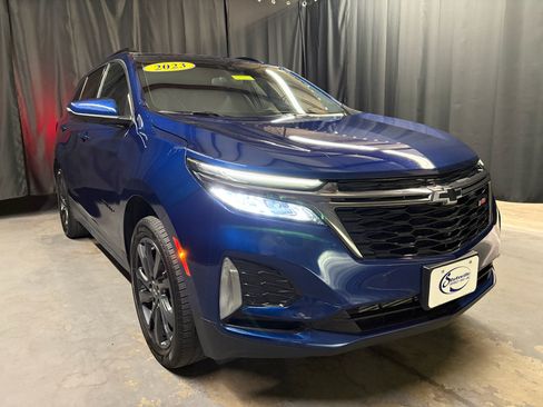 Used 2023 Chevrolet Equinox RS w/ RS Leather Package AWD/4WD image 3