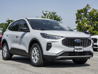 New 2026 Ford Escape Active w/ Cold Weather Package