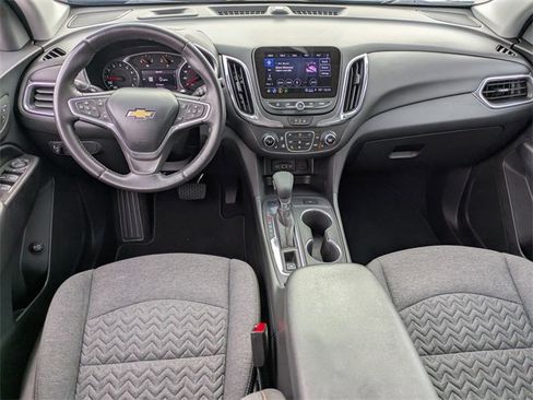Used 2022 Chevrolet Equinox LT image 18