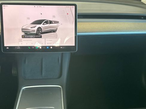 Used 2023 Tesla Model 3 Standard Range RWD image 28