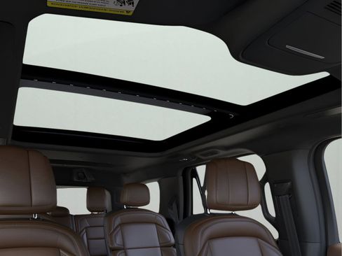 New 2026 Lincoln Navigator Reserve AWD/4WD image 22