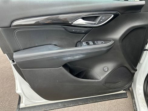 Used 2023 Buick Envision Essence w/ Sport Touring Package AWD/4WD image 13