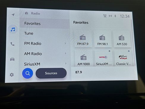 Used 2025 Toyota Corolla LE FWD image 21