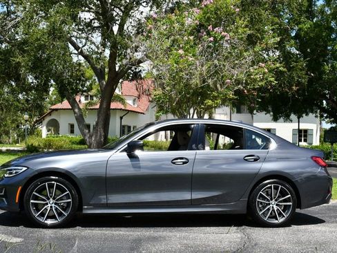 Used 2020 BMW 330i Sedan w/ Premium Package image 24
