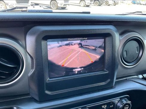 Used 2021 Jeep Wrangler Unlimited Sport AWD/4WD image 21