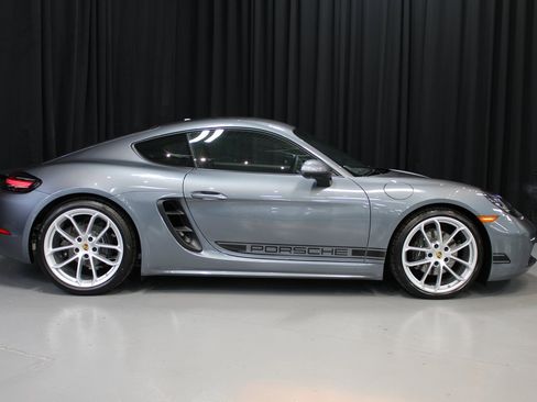 New 2025 Porsche 718 Cayman image 8