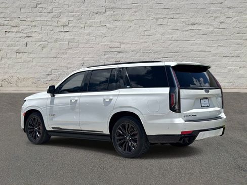 Used 2024 Cadillac Escalade V w/ LPO, ONYX Package AWD/4WD image 3