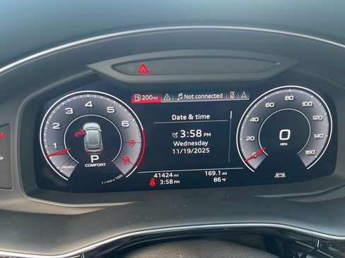 Used 2020 Audi Q8 Premium Plus image 2