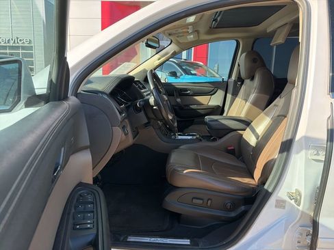 Used 2016 GMC Acadia SLT image 13