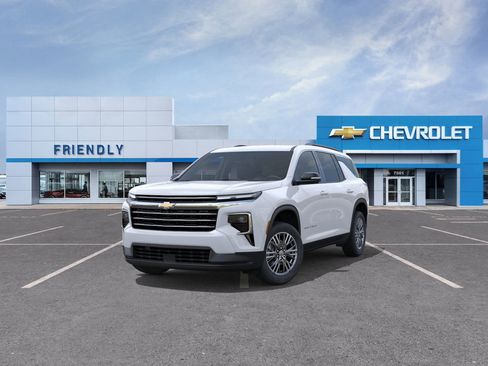 New 2026 Chevrolet Traverse LT w/ Enhanced Driving Package image 18